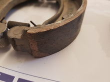 Load image into Gallery viewer, Rear Brake Shoes (chinese 125 drum brake models)