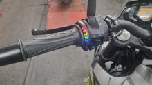 Load image into Gallery viewer, Bike It Commander Heated Grips With Integral Throttle Sleeve