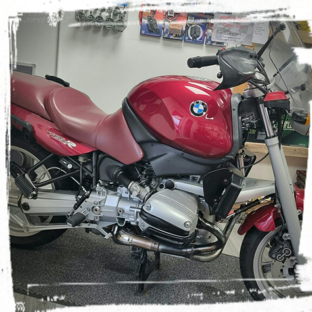 BMW R850R (very clean condition)
